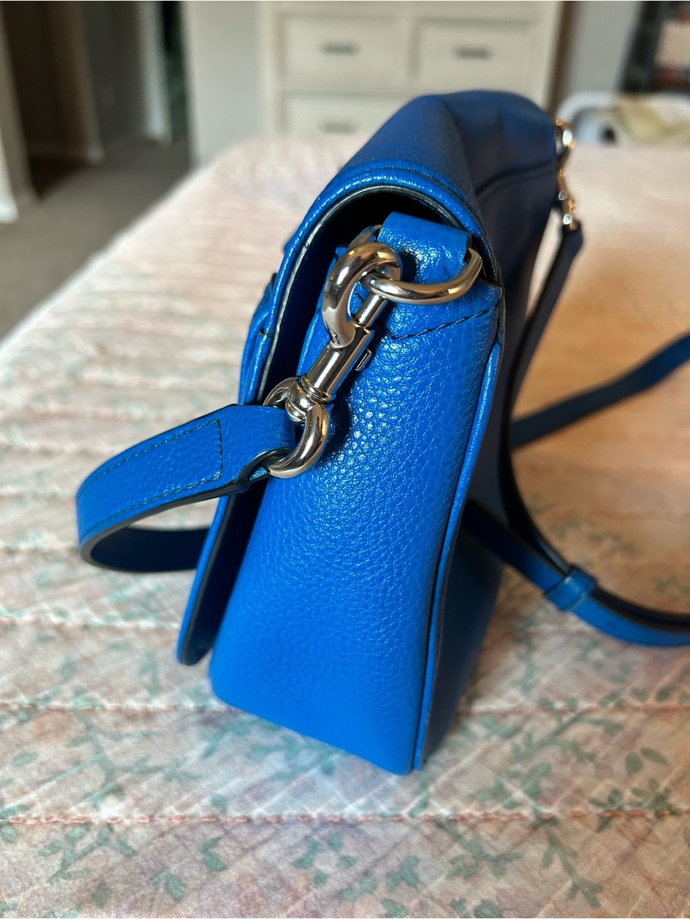 MARC JACOBS Empire City Large Royal Blue Leather Messenger Crossbody Saddle Bag - Picture 6 of 15